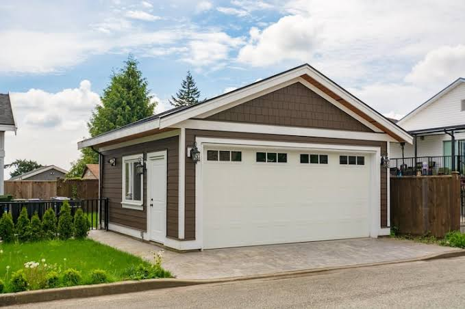 Detached Garages
